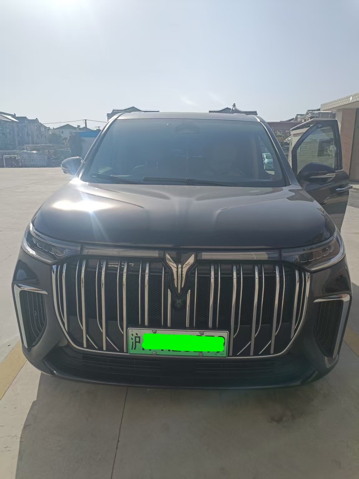 7-Seat Van Shanghai City Trip 8 hours/100km