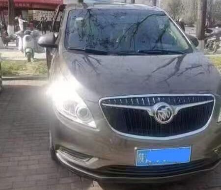 7 seat van